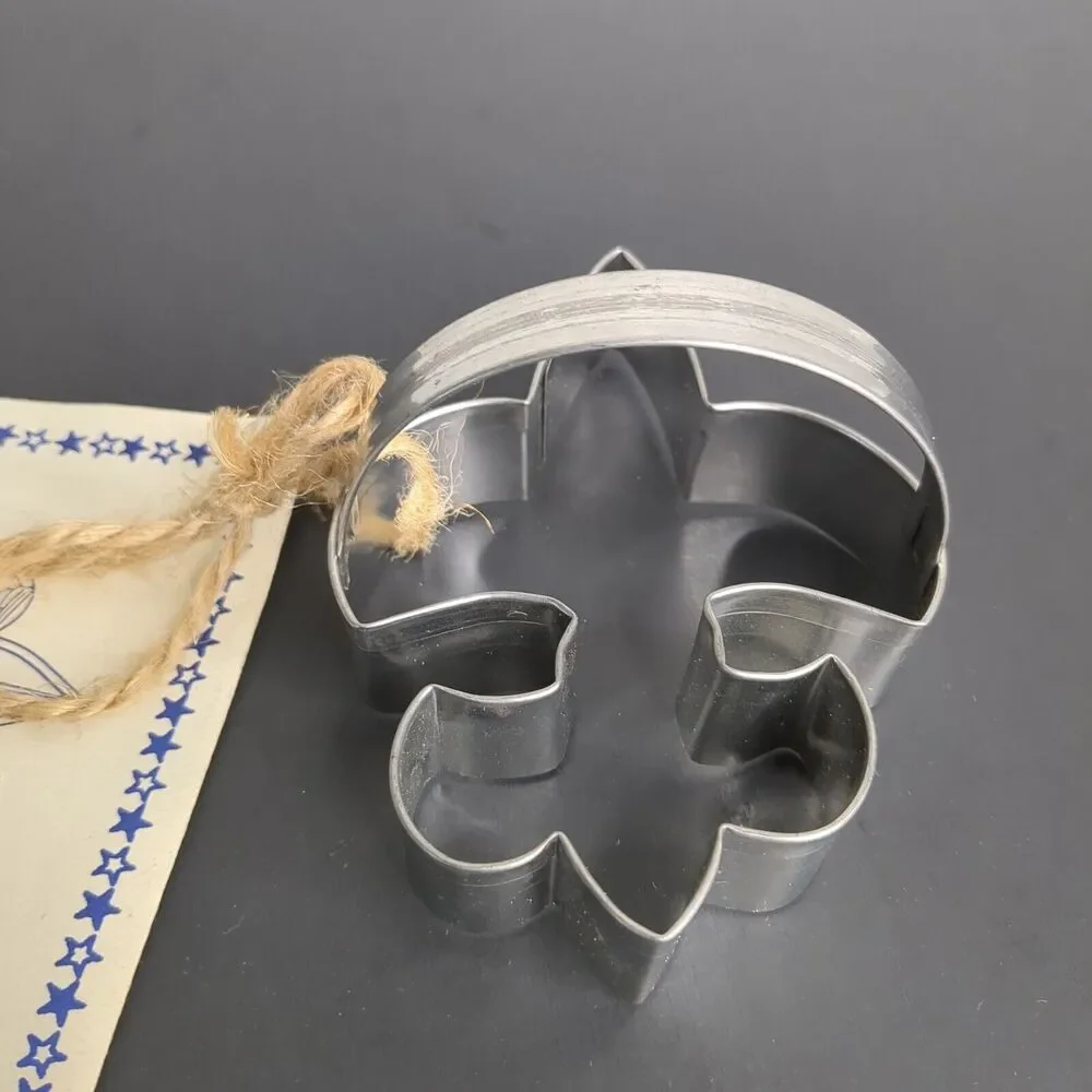 New Boy Scout Emblem Metal Cookie Cutter With Handle And Recipe Fleur De Lis